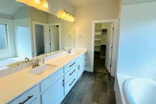 125 Millsaps Ct, Bastrop, TX 78602 - Photo 12