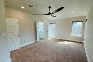 125 Millsaps Ct, Bastrop, TX 78602 - Photo 10