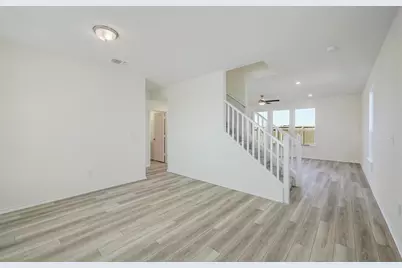 307 Summit Drive, Lockhart, TX 78644 - Photo 4