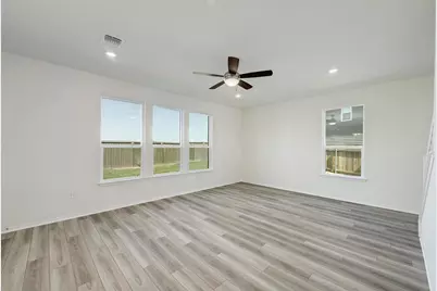 307 Summit Drive, Lockhart, TX 78644 - Photo 6