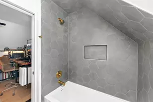 4614 Englewood Dr, Austin, TX 78745 - Photo 20