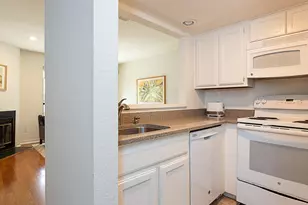 1404 Norwalk Ln, Austin, TX 78703 - Photo 10