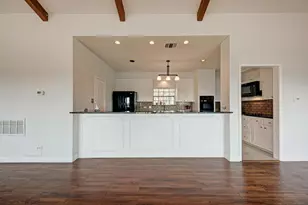 634 Broken Hills Dr, Horseshoe Bay, TX 78657 - Photo 10