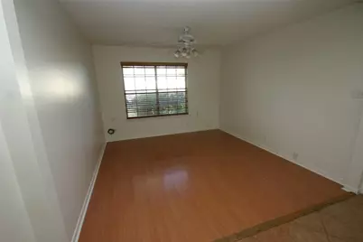 6702 Isabelle Drive, Austin, TX 78752 - Photo 8
