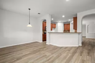 4605 Rolling Water Dr, Pflugerville, TX 78660 - Photo 10