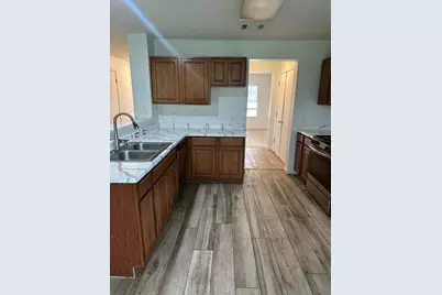 18312 Crestwind Lane, Elgin, TX 78621 - Photo 6
