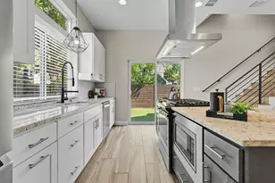 5609 Tura Ln, Austin, TX 78721 - Photo 14