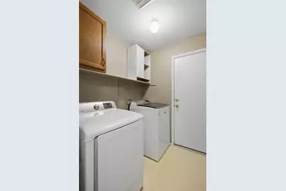 718 Blair Avenue, Bastrop, TX 78602 - Photo 24
