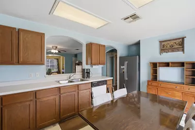 718 Blair Avenue, Bastrop, TX 78602 - Photo 12