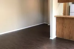 806 Sirocco Dr, Austin, TX 78745 - Photo 2