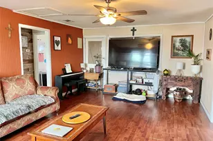 136 Fm 2239 Rd, Paige, TX 78659 - Photo 20