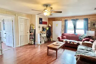 136 Fm 2239 Rd, Paige, TX 78659 - Photo 6