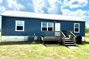 136 Fm 2239 Rd, Paige, TX 78659 - Photo 32