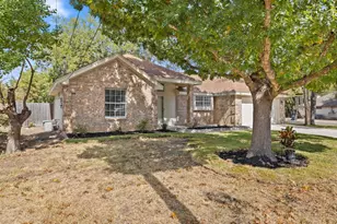 917 Garden View Dr, Georgetown, TX 78628 - Photo 2