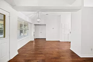 917 Garden View Dr, Georgetown, TX 78628 - Photo 10