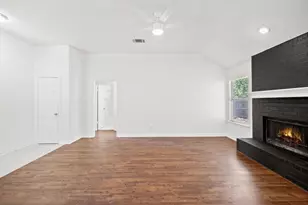 917 Garden View Dr, Georgetown, TX 78628 - Photo 8