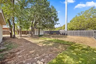 917 Garden View Dr, Georgetown, TX 78628 - Photo 36