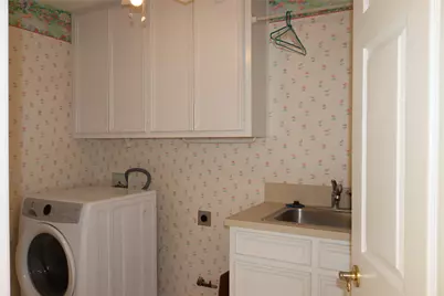 3013 Parker Drive, Georgetown, TX 78628 - Photo 10