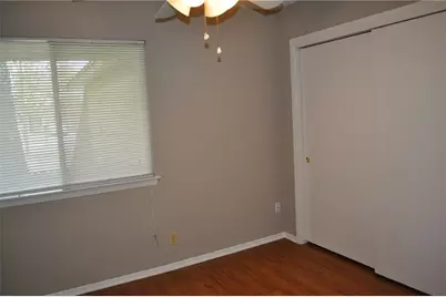 1205 Stoneoak Lane, Austin, TX 78745 - Photo 4