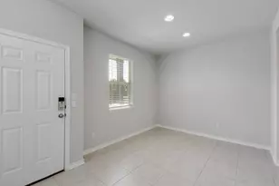 1661 Yaupon Grove Ln, Leander, TX 78641 - Photo 4