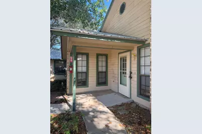 728 W San Antonio Street #728 B, Lockhart, TX 78644 - Photo 14