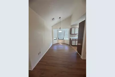 728 W San Antonio Street #728 B, Lockhart, TX 78644 - Photo 4