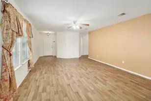 1621 Apollo Cir, Round Rock, TX 78664 - Photo 6