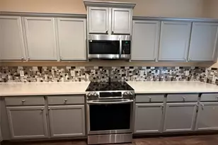 216 Continental Ave, Liberty Hill, TX 78642 - Photo 6