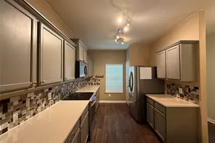 216 Continental Ave, Liberty Hill, TX 78642 - Photo 8