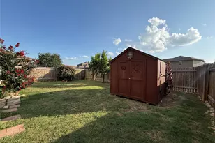 216 Continental Ave, Liberty Hill, TX 78642 - Photo 32