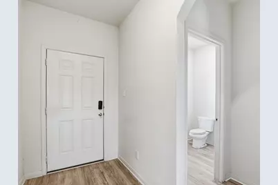 300 Hyacinth Way, Jarrell, TX 76537 - Photo 4