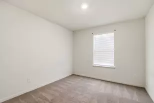 300 Hyacinth Way, Jarrell, TX 76537 - Photo 30