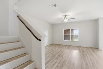 300 Hyacinth Way, Jarrell, TX 76537 - Photo 8