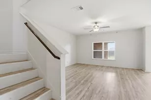 300 Hyacinth Way, Jarrell, TX 76537 - Photo 8