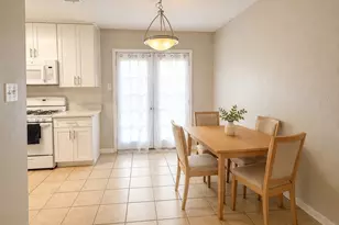 838 N Monroe St, La Grange, TX 78945 - Photo 4