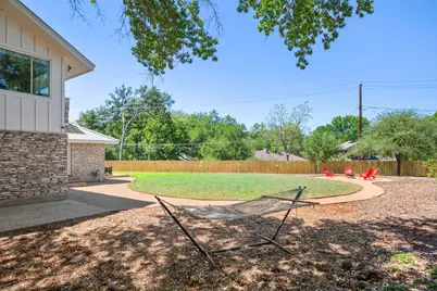 5604 Penick Drive, Austin, TX 78741 - Photo 40