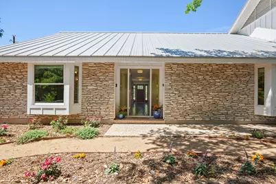 5604 Penick Drive, Austin, TX 78741 - Photo 10
