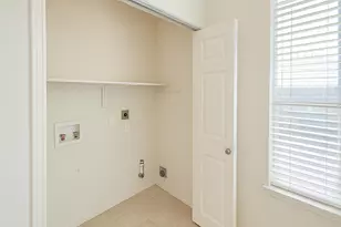 801 Hank Aaron Ln, Round Rock, TX 78665 - Photo 10