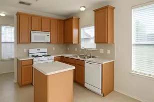 801 Hank Aaron Ln, Round Rock, TX 78665 - Photo 10