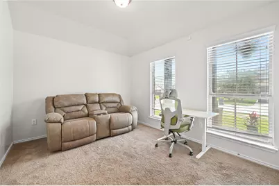 303 Limerick Road, Buda, TX 78610 - Photo 10