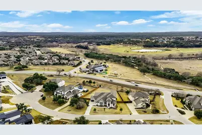 138 Evelyn Court, Dripping Springs, TX 78620 - Photo 32