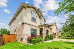 240 Cross Timbers Dr, Georgetown, TX 78628 - Photo 2