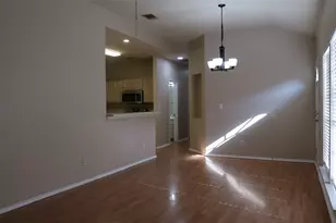 8712 Weiser Dr, Austin, TX 78729 - Photo 2