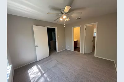 8508 Apple Carrie Cove #B, Austin, TX 78745 - Photo 4