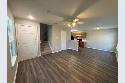 8508 Apple Carrie Cove #B, Austin, TX 78745 - Photo 2