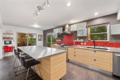 6305 Plum Hollow Overlook, Austin, TX 78746 - Photo 10
