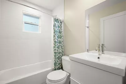 1705 E 14th Street #B, Austin, TX 78702 - Photo 14