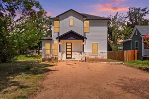 504 Walker St, Smithville, TX 78957 - Photo 1