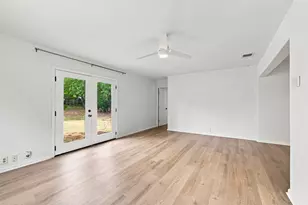 4908 Gladeview Dr, Austin, TX 78745 - Photo 4