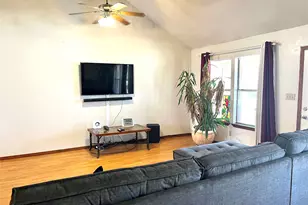 251 Milam Ln, Bastrop, TX 78602 - Photo 14